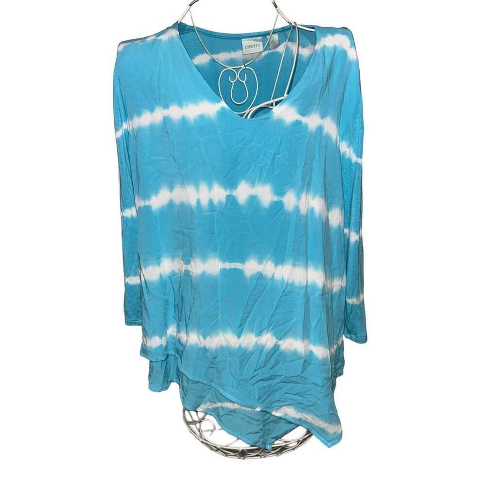 Beautiful Chicos Top Womens Blue White Tie Dye Asymmetrical Hem V Neck Beachy Bo